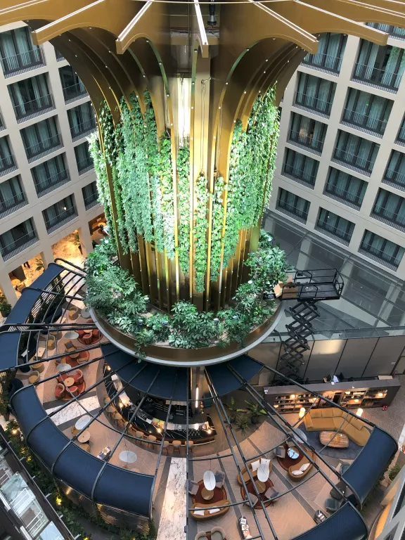 Living Tree im Radisson Berlin Living Tree im Radisson Berlin